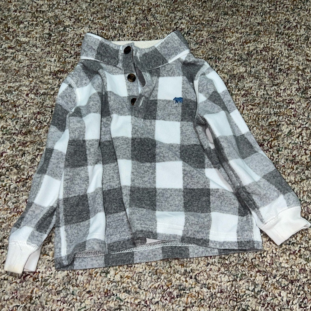 Boys, girls, toddler 24 months 2T shirt Carter's Pullover Sweater